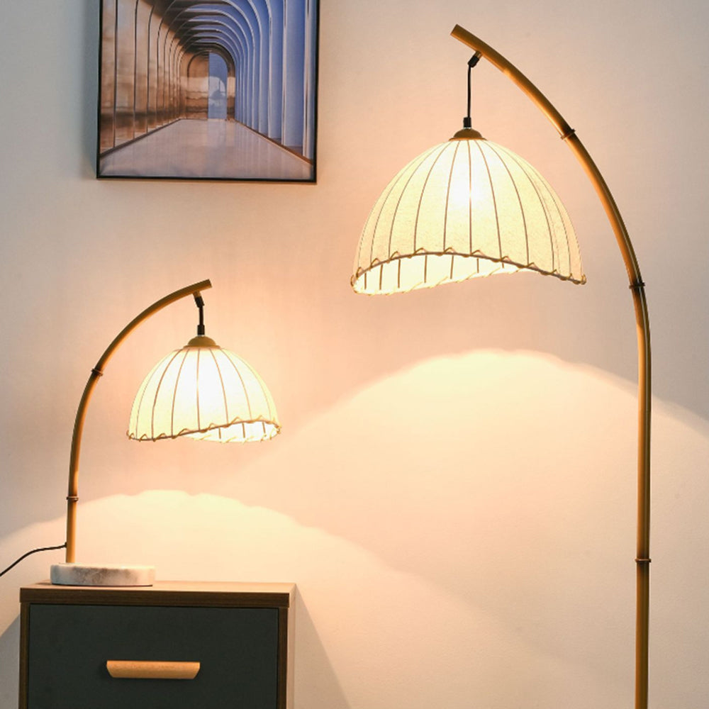 Muto Vintage LED Lampada da Terra Metallo/Tessuto/Bamboo Bianco