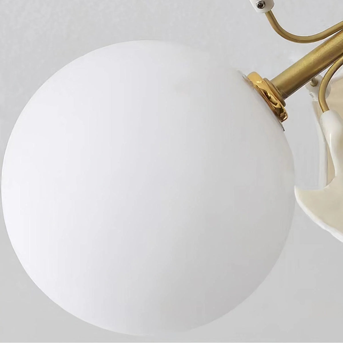 Olivia Metallo/Ceramica Bianoc/Oro Multi Globi Nordiche Plafoniere