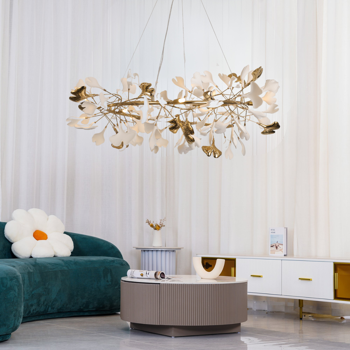 Olivia Lampadario moderno a LED dorato GinkLuxe, metallo e ceramica