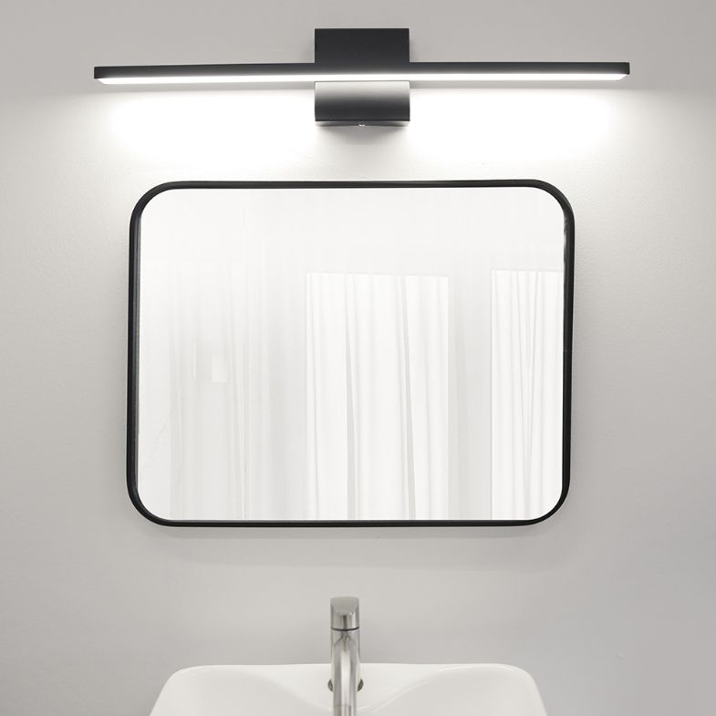 Arisha Moderno Classico Lineare LED Applique Metallo Nero/Argento Specchio Bagno