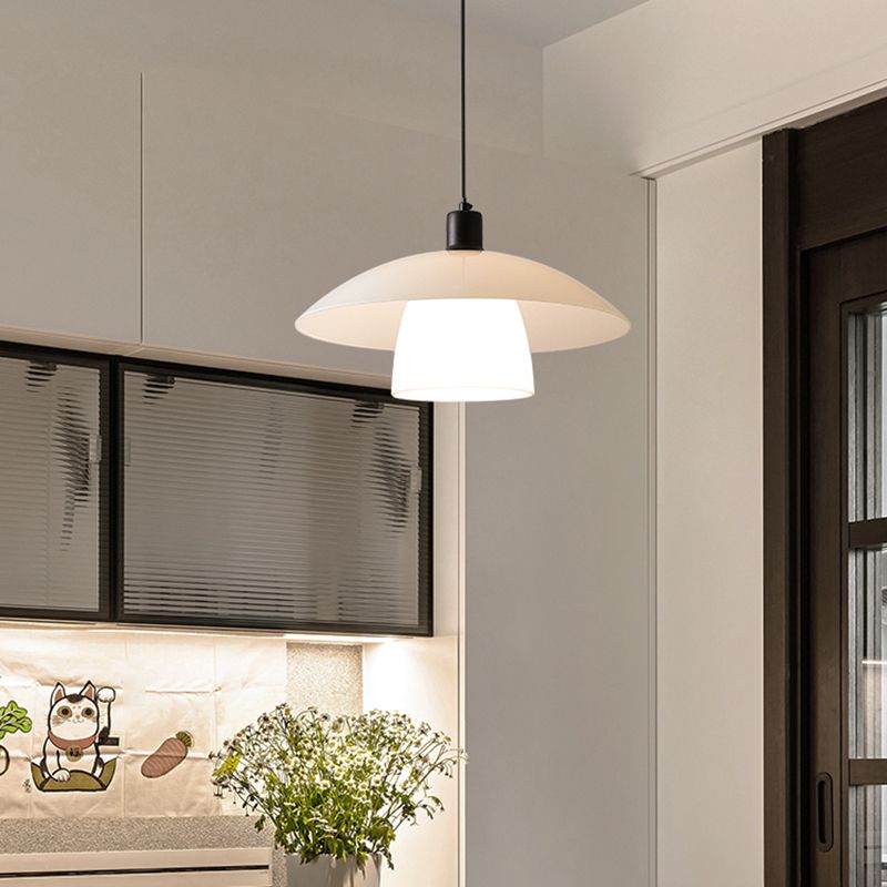 Arisha Elegante Rotondo Metallo Vetro Lampade a Sospensione