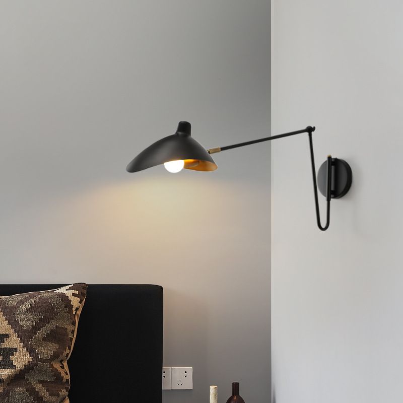 Epoch Industria Swing Braccio Vanità Applique, Nero/Oro