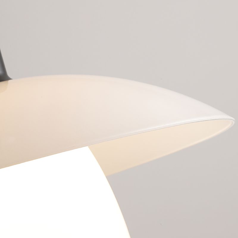 Arisha Elegante Rotondo Metallo Vetro Lampade a Sospensione