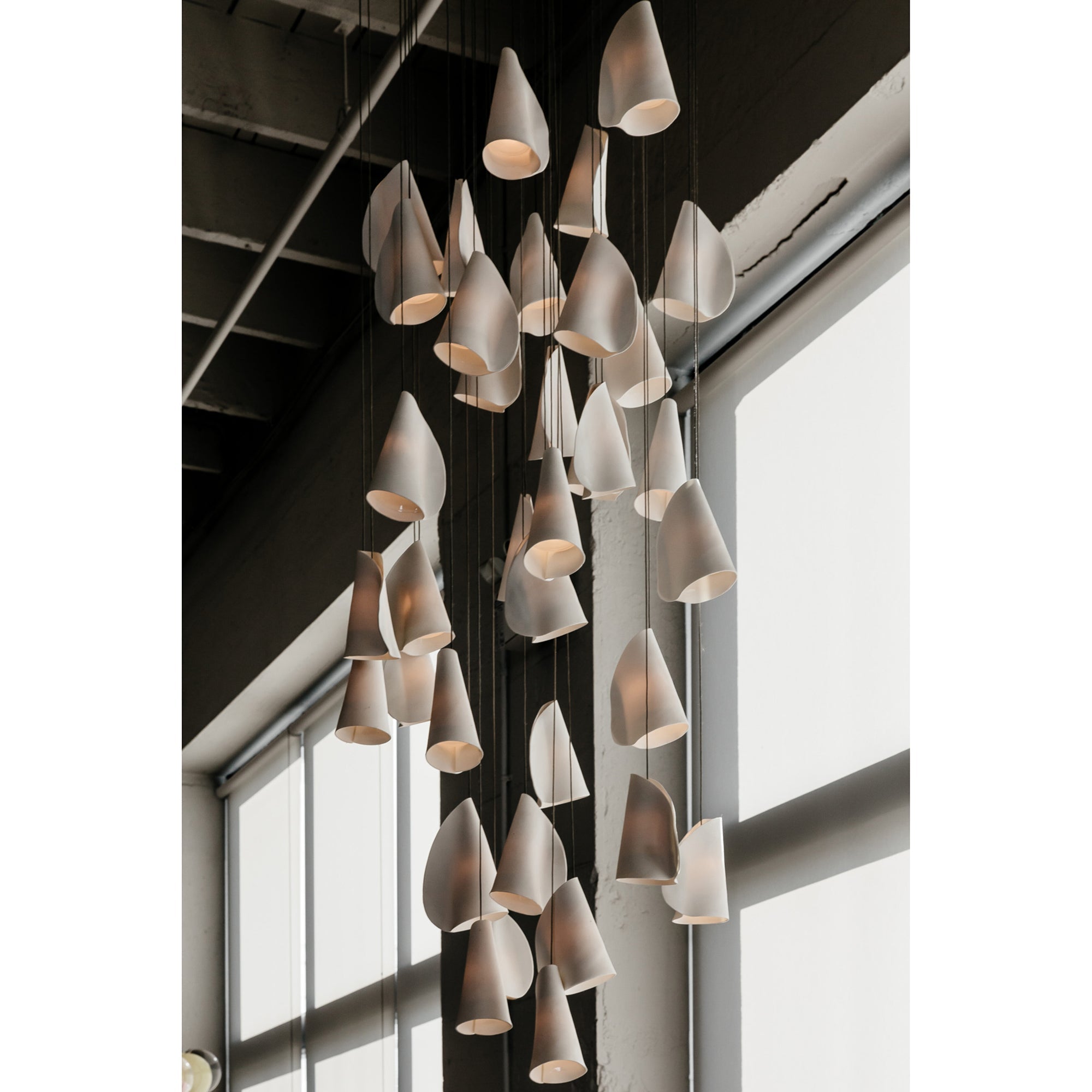 Ulfuvye Porcelain Ceramics Pendant Lamp - Lamp Copper
