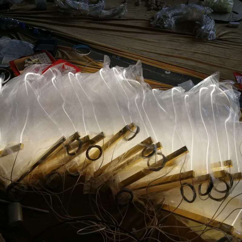 Kristy Moderni Led Lampadari Artistico Acrilico Metallo Oro Soggiorno/Camera da Letto