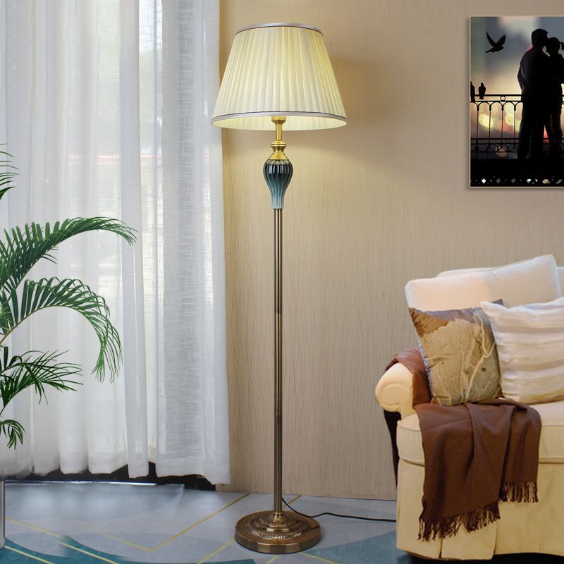 Tiffany Moderni LED Lampade da Terra Metallo Tessuto Soggiorno/Camera da Letto
