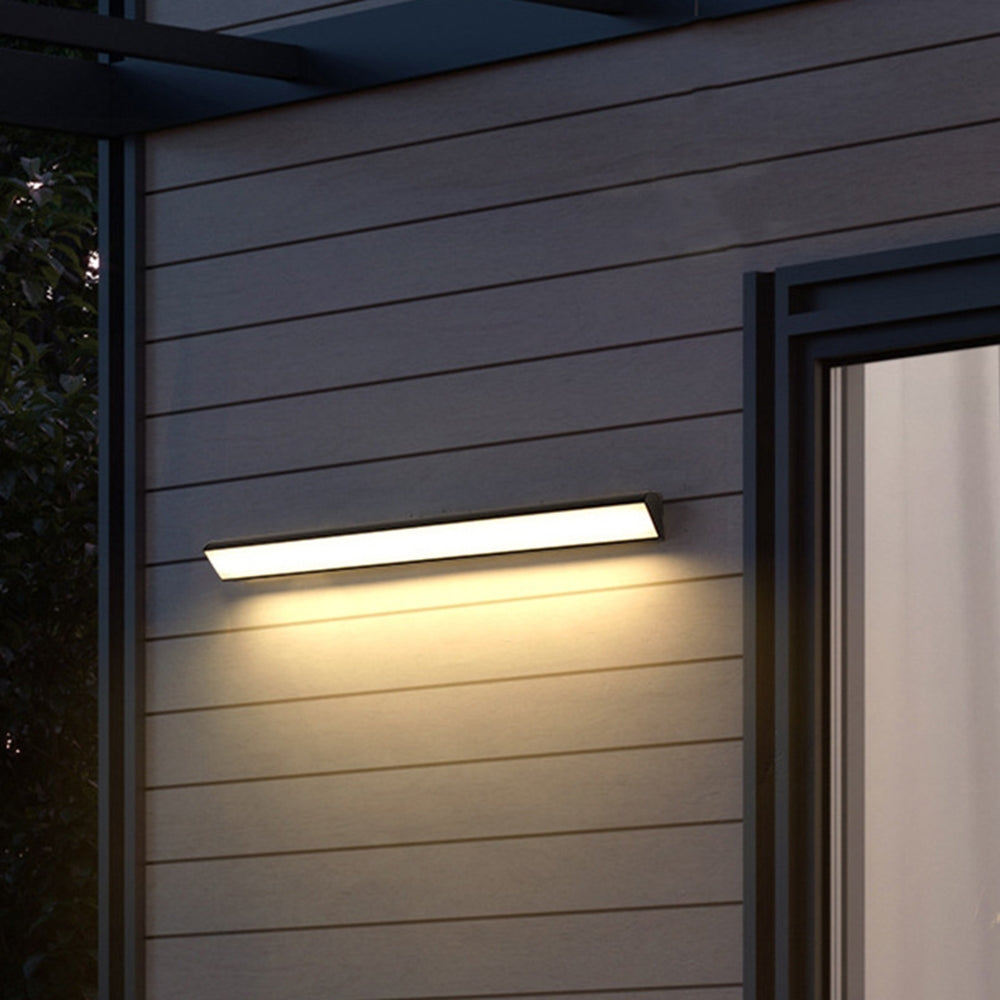 Ray Minimalista Linea Metallo Acrilico Applique da Esterno Nero