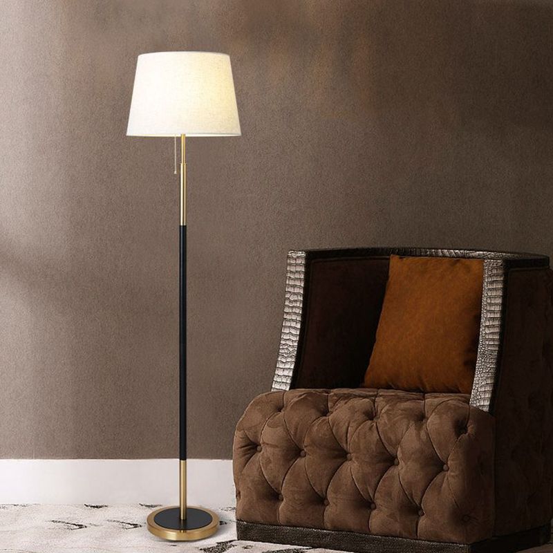 Tiffany Moderne LED Lampade da Terra Metallo/Tessuto Salotto Semplice Nero/Bianco/Rosso/Beige