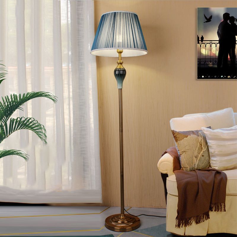 Tiffany Moderni LED Lampade da Terra Metallo Tessuto Soggiorno/Camera da Letto