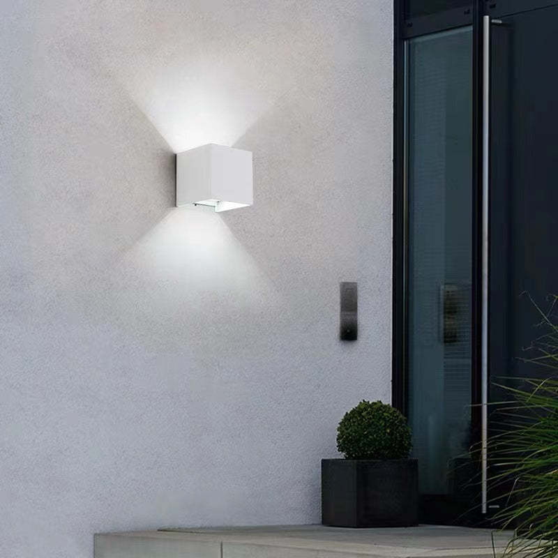 Ray Applique da Esterni Quadrato Regolabile LED