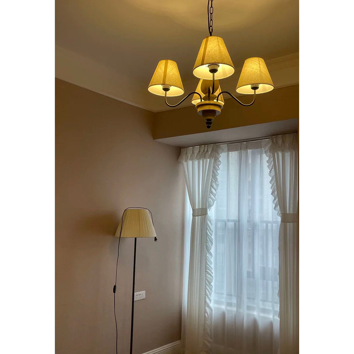 Adela Traditional Luxury Wood Chandelier - Lamp Copper