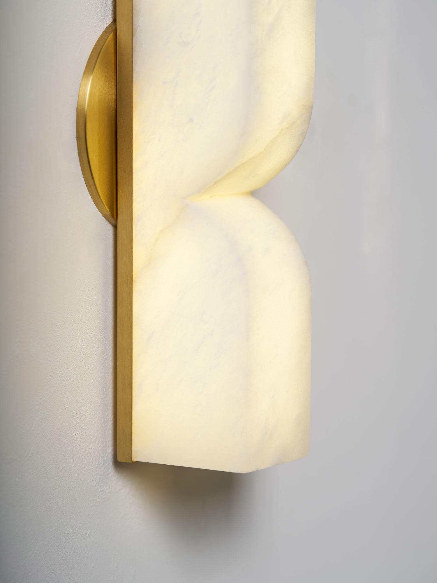 Lunaris Alabaster Rectangular Wall Lamp - Neutralighting