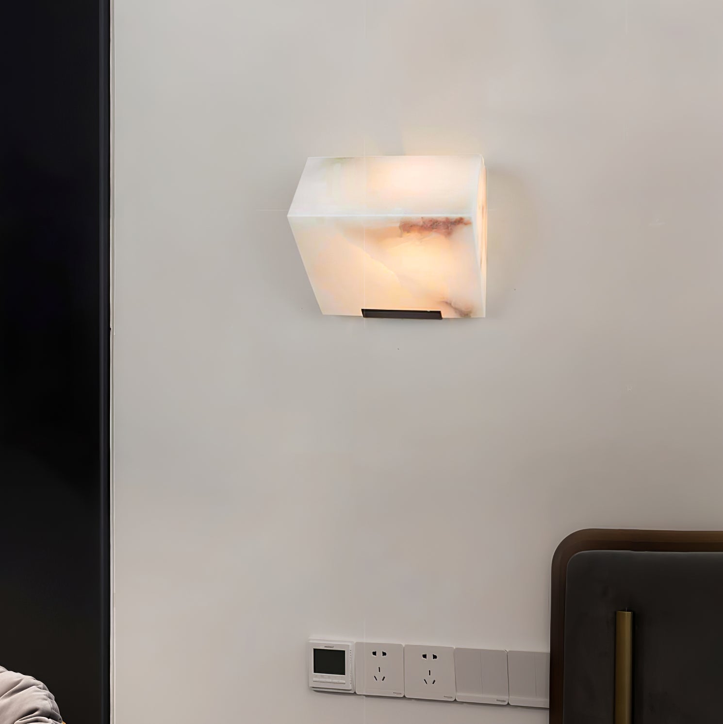 Vimiryra Alabaster Wall Light - Neutralighting