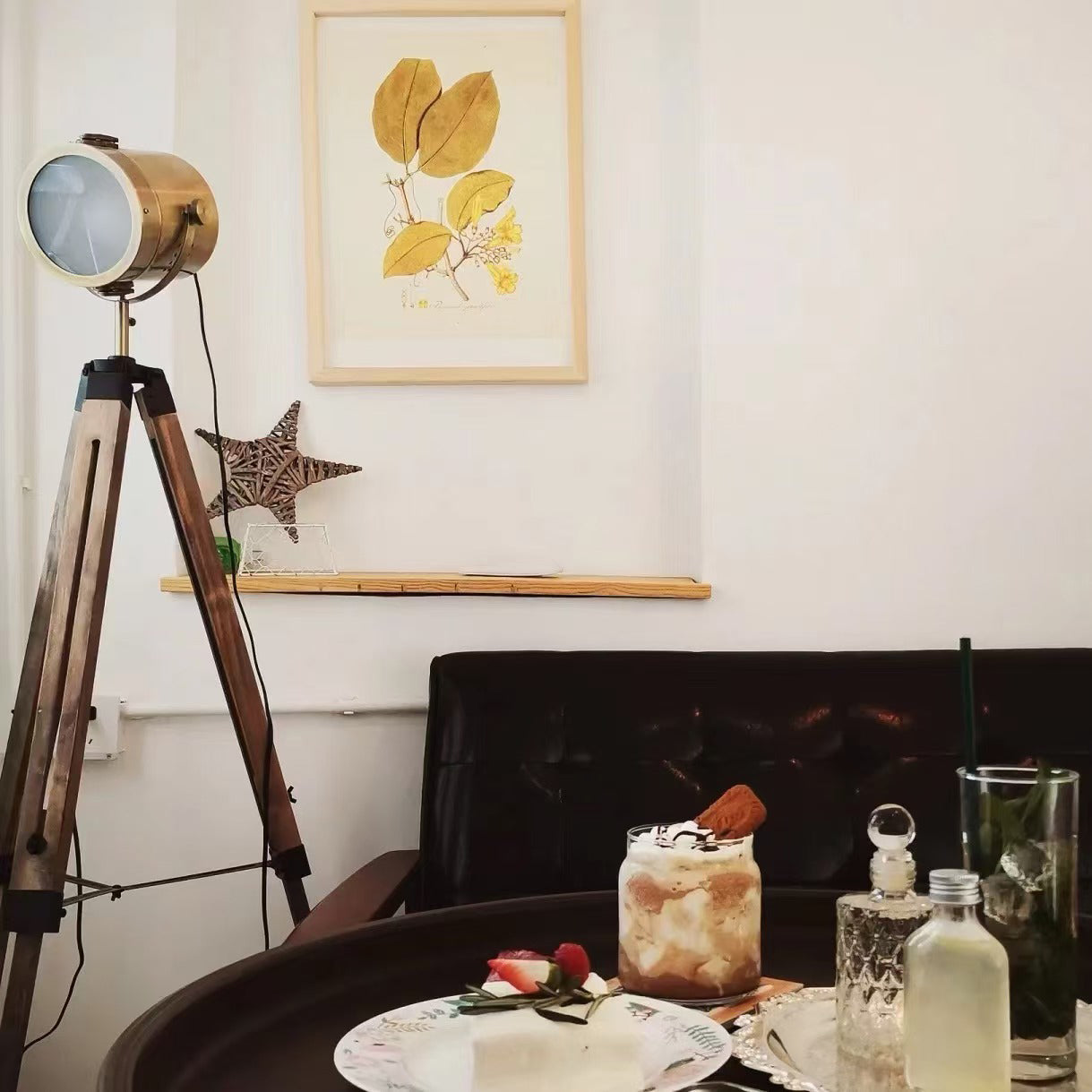 Alfred Tripod Floor Lamp - Lamp Copper