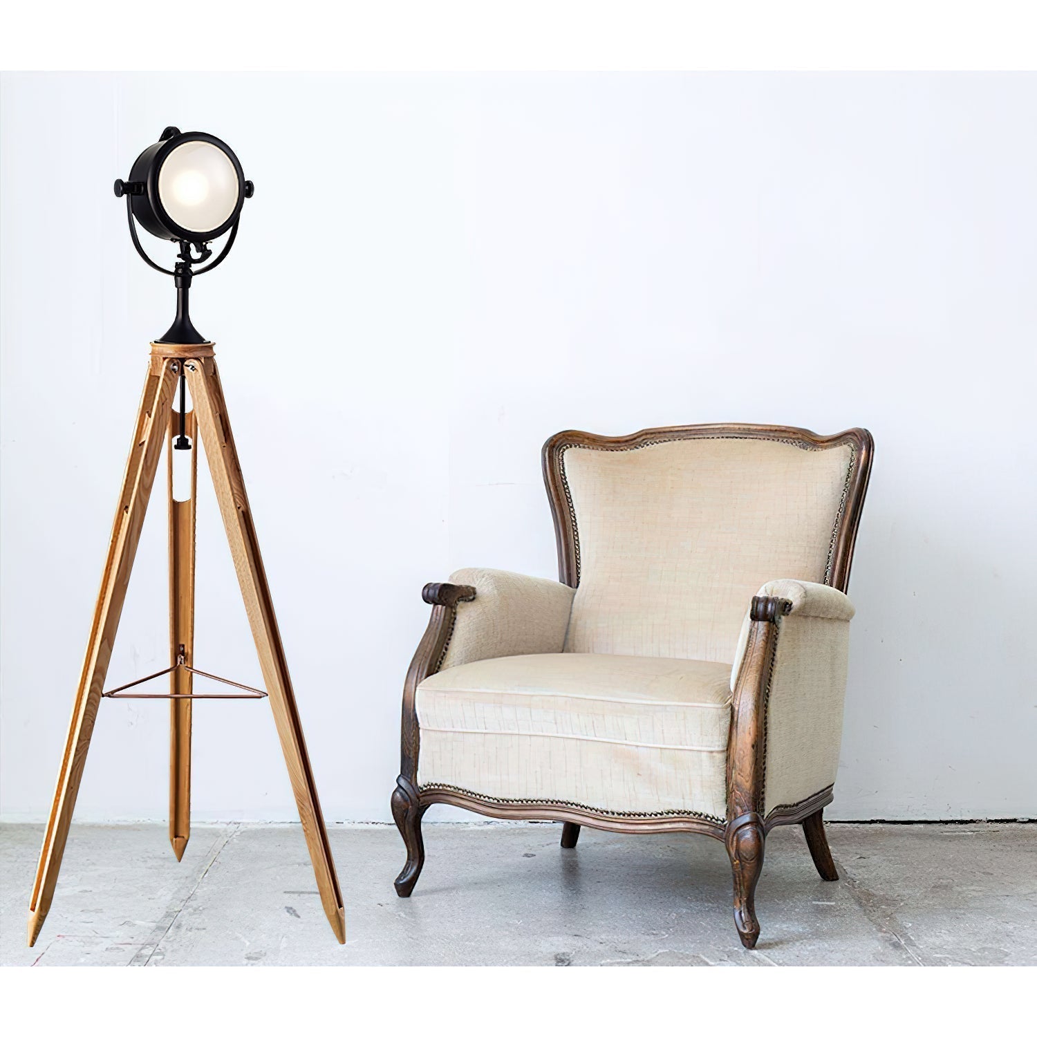 Alfred Tripod Floor Lamp - Lamp Copper