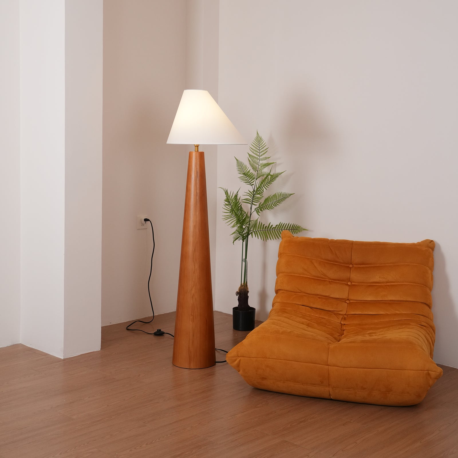 Alvin Floor Lamp - Lamp Copper