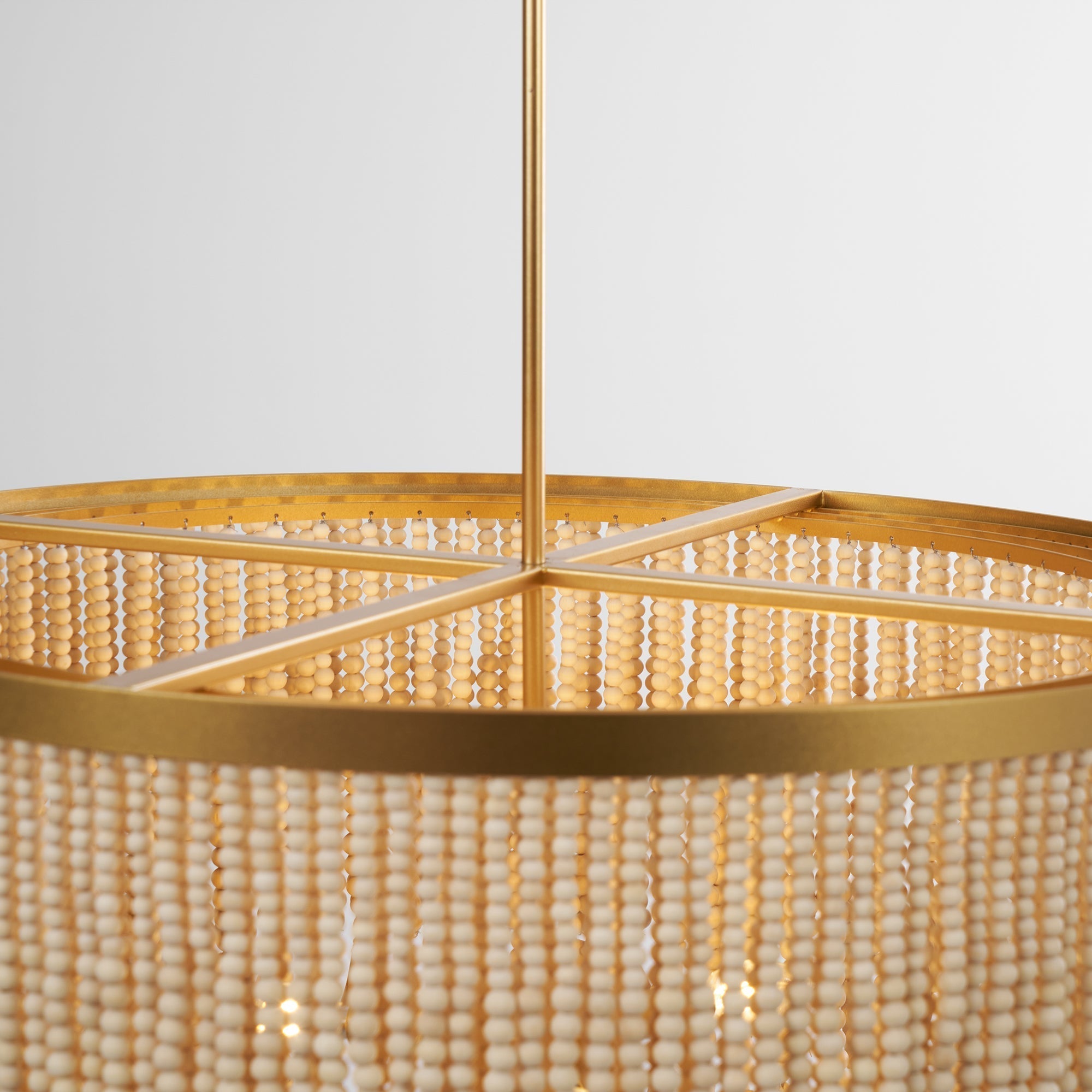Silva Lampadario in Legno e Perline di Cocco