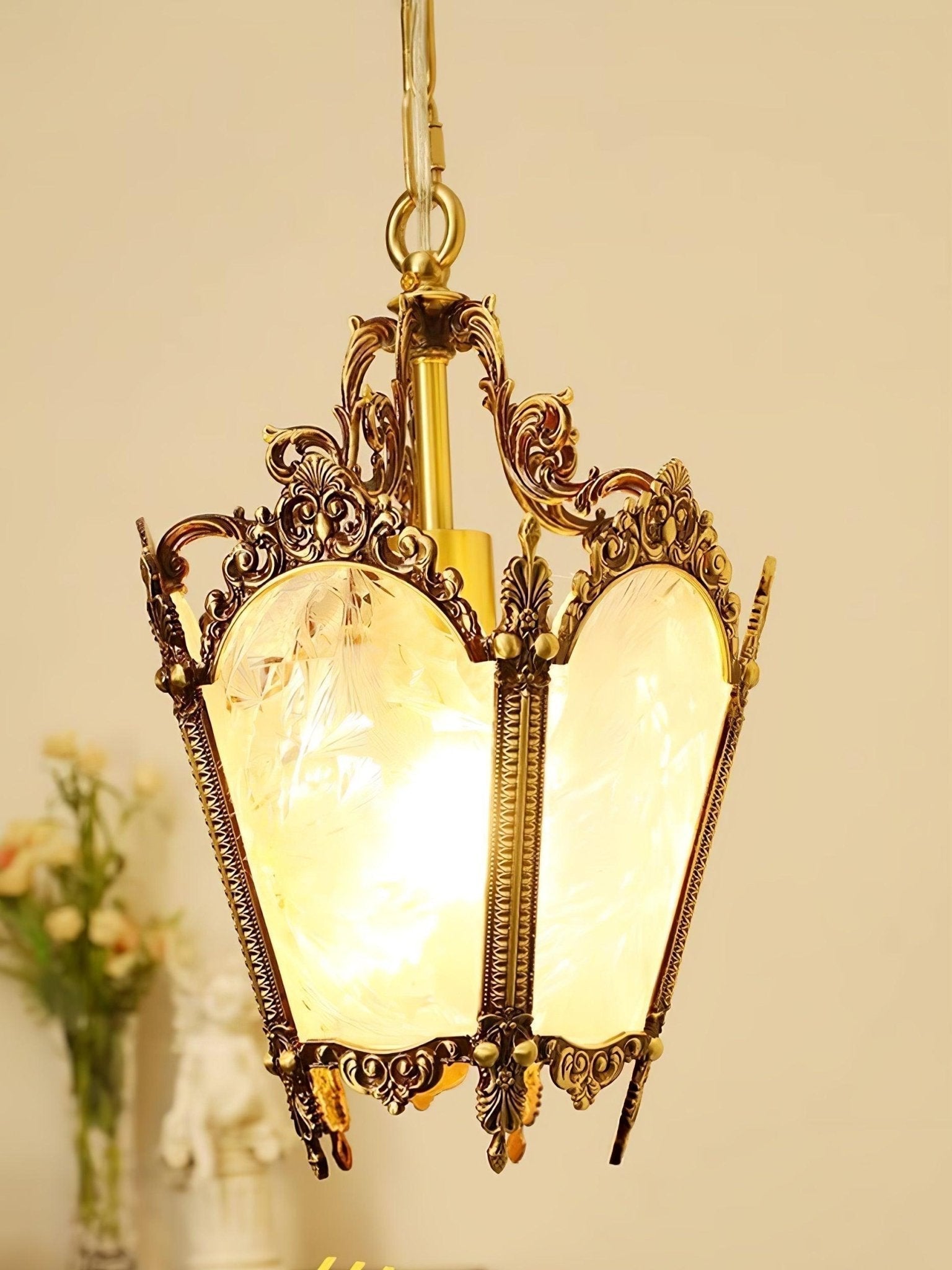 Antique Empire Pendant Lamp - Blowlighting