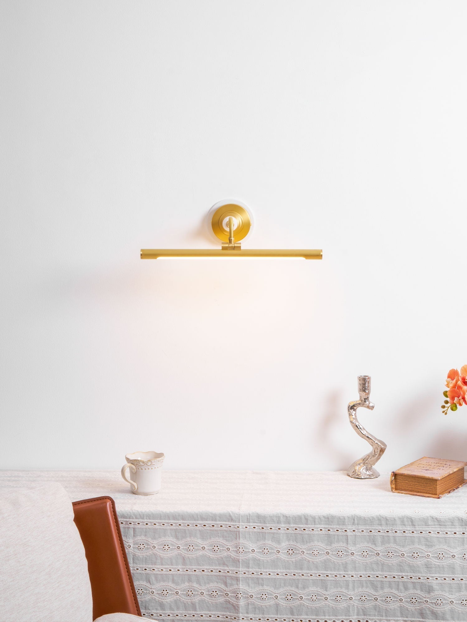 Archer Art Linear Wall Light - Blowlighting