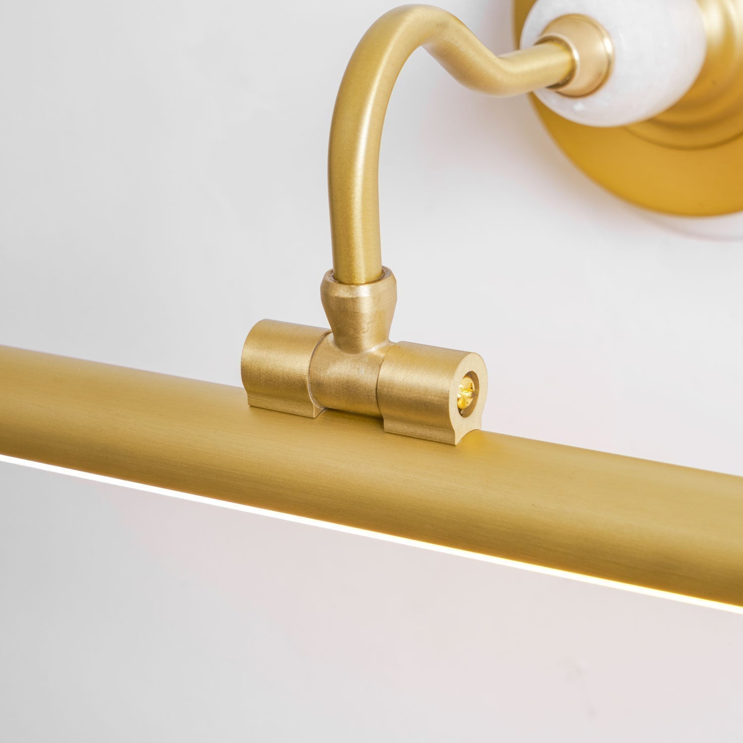 Archer Art Linear Wall Light - Blowlighting