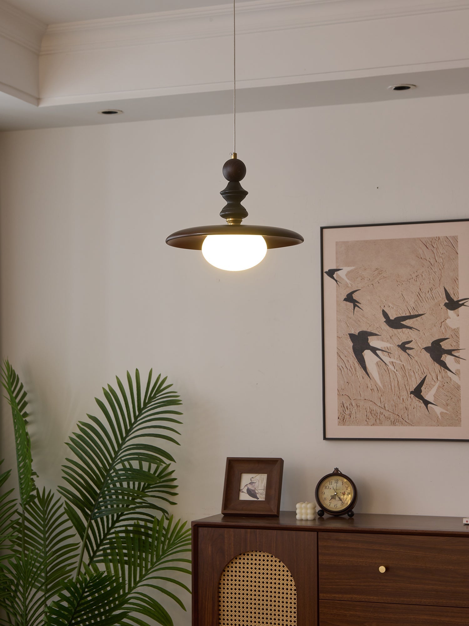 Ardell Pendant Light - Blowlighting