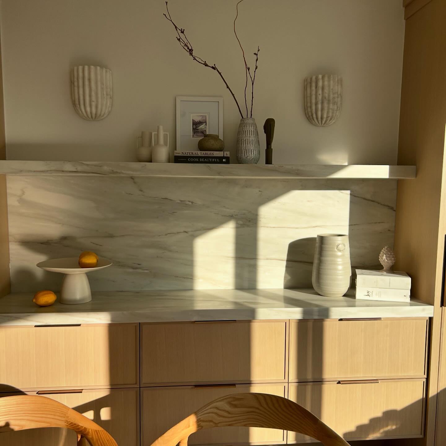 Tinduvys Elegance Ariel Single Marble Fluted Wall Lamp - Lamp Copper