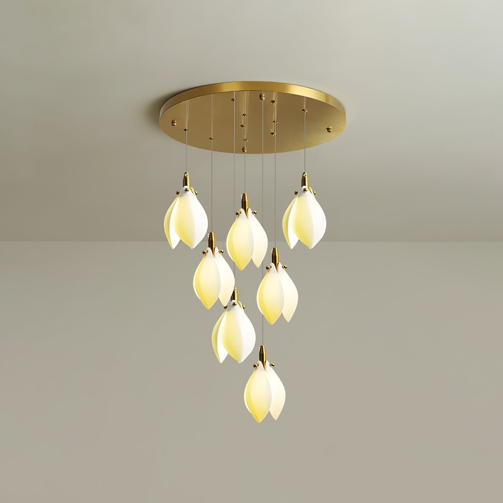 Caphayra Floral Ceramic Brass Chandelier - Blowlighting