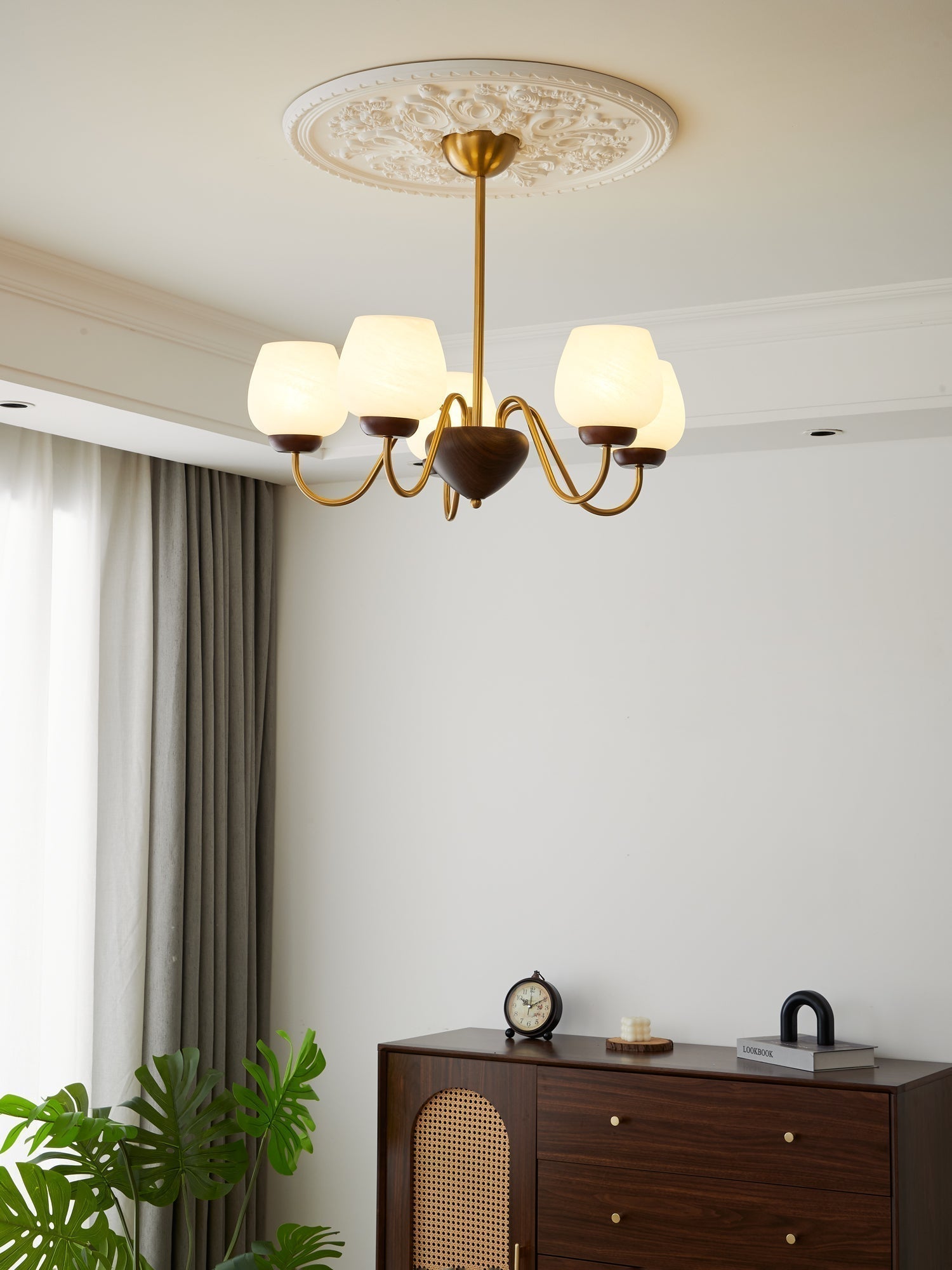 Aurorium Chandelier - Blowlighting