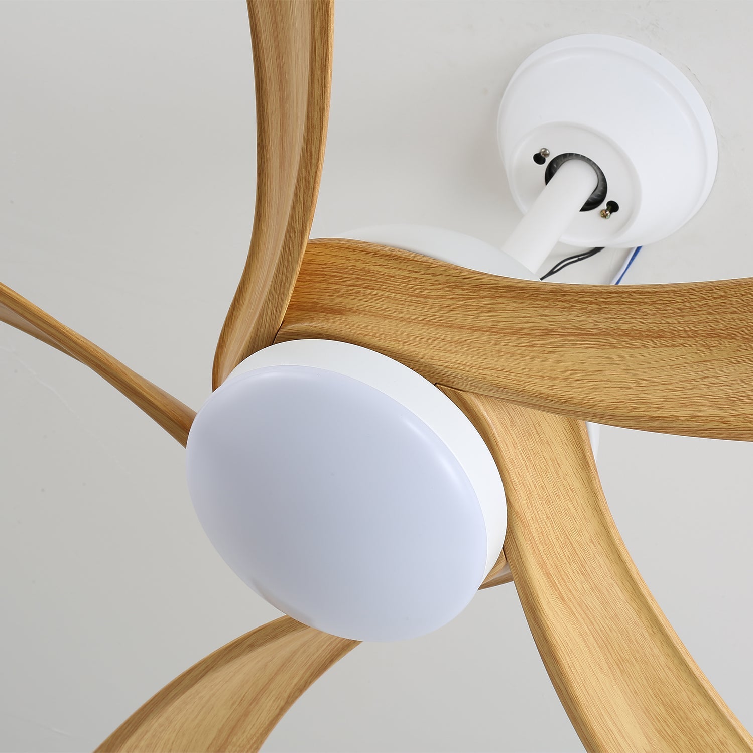 Ventilatore da soffitto Sylven con luce, profilo laterale