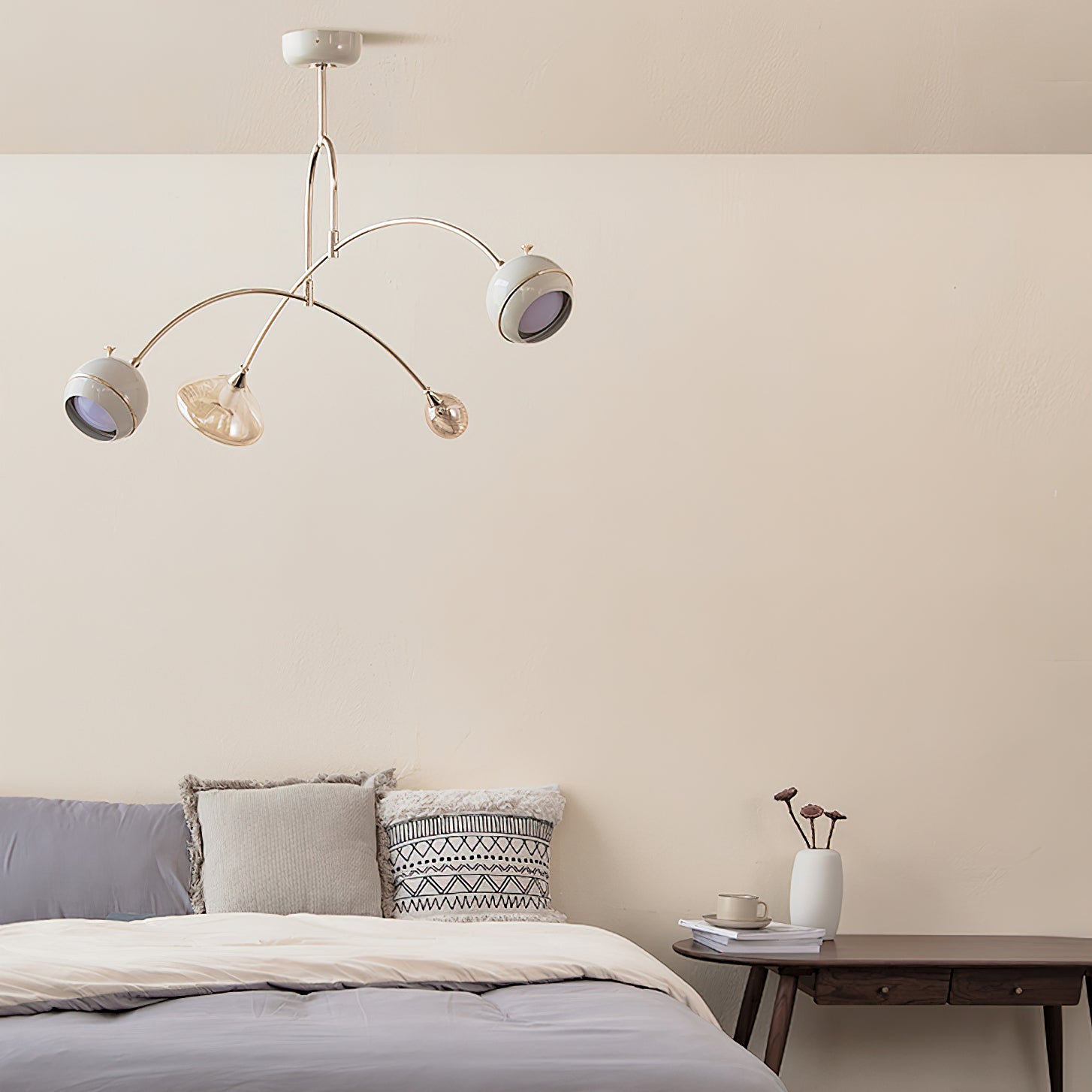 Beanie Chandelier - Blowlighting