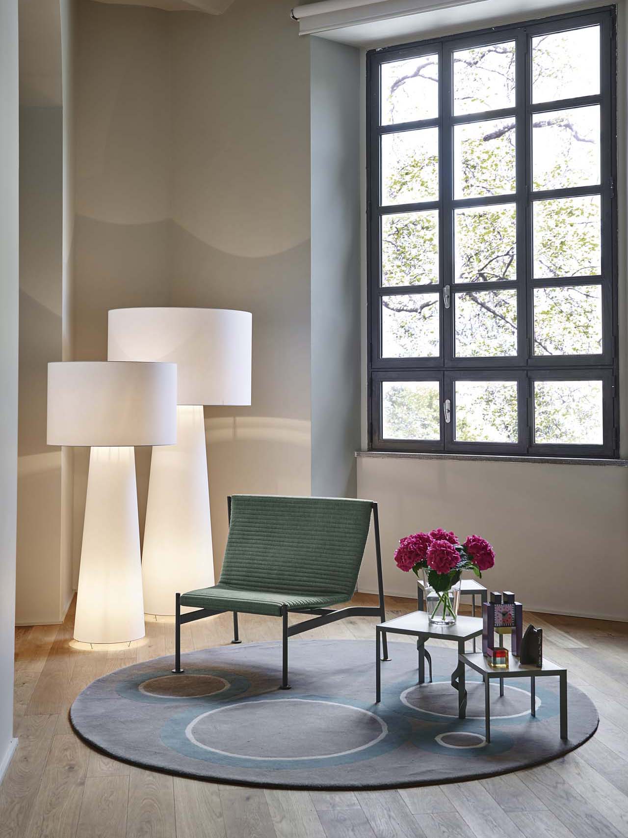 Big Shadow Floor Light - Lamp Copper