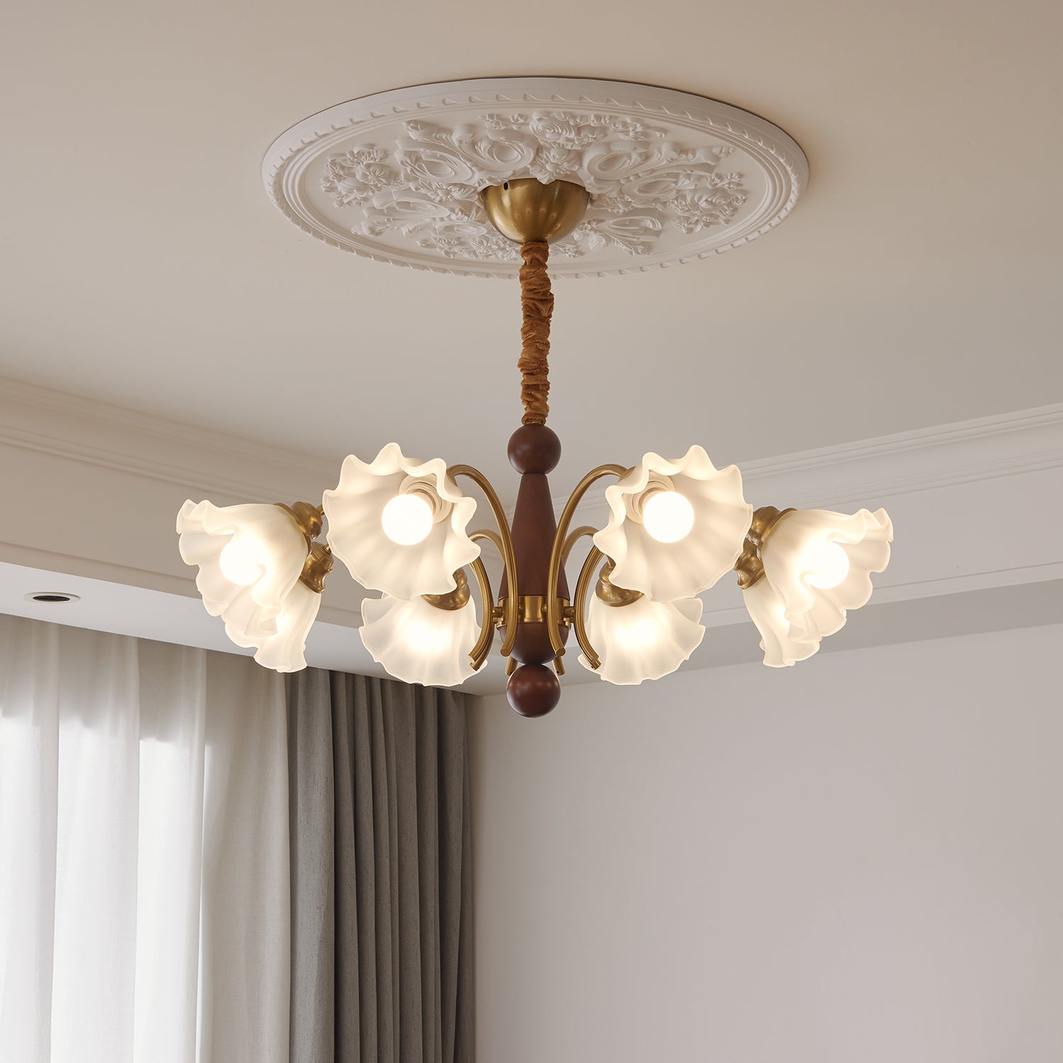 Bloomcrest Chandelier - Blowlighting