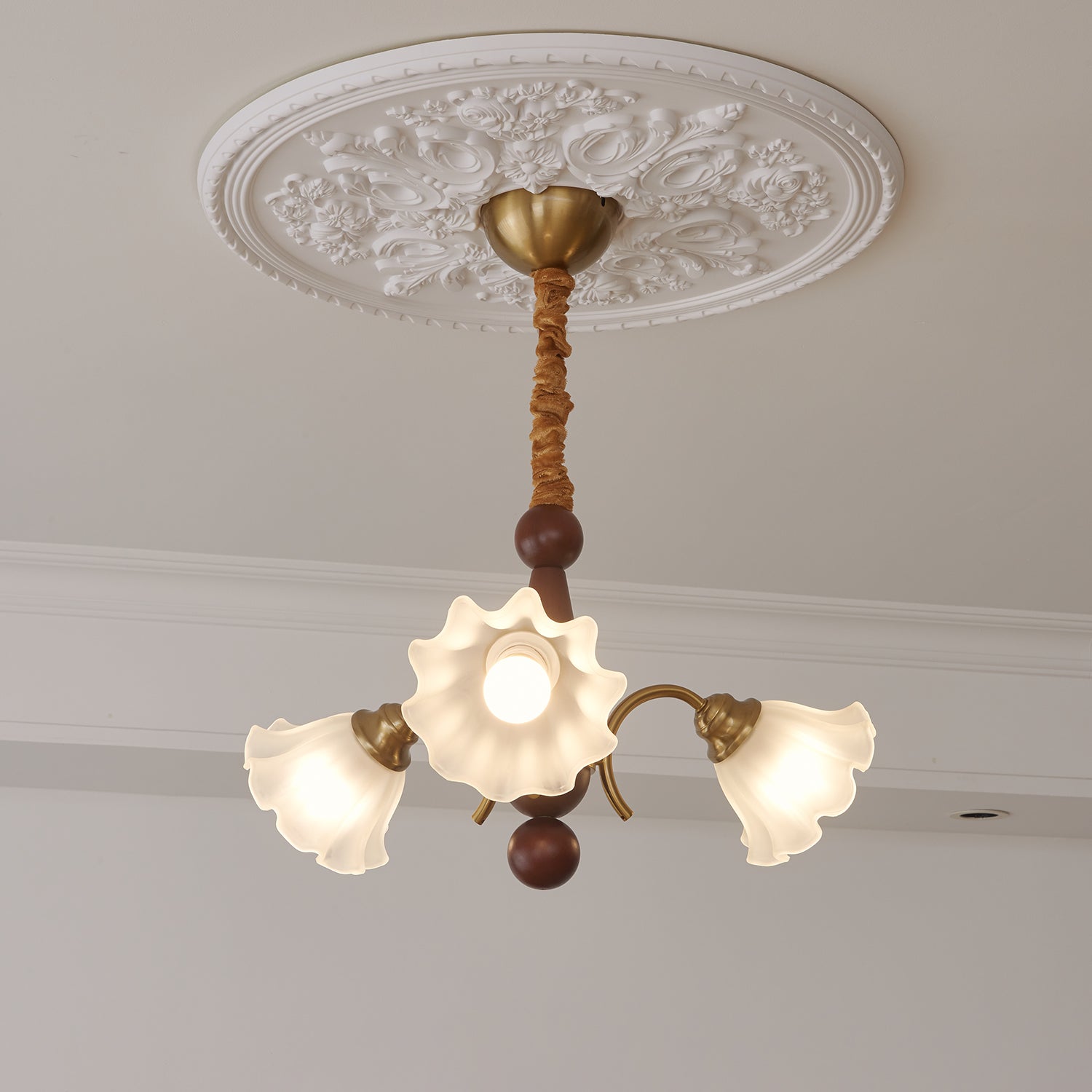 Bloomcrest Chandelier - Blowlighting