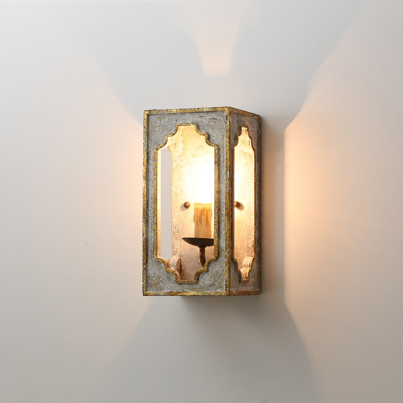 Vatnuvyd Rustic Cube Wooden Metal Sconce - Lamp Copper