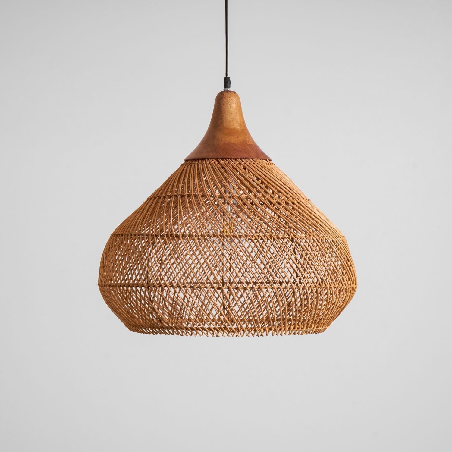 Braided Rattan Pendant Lamp - Blowlighting