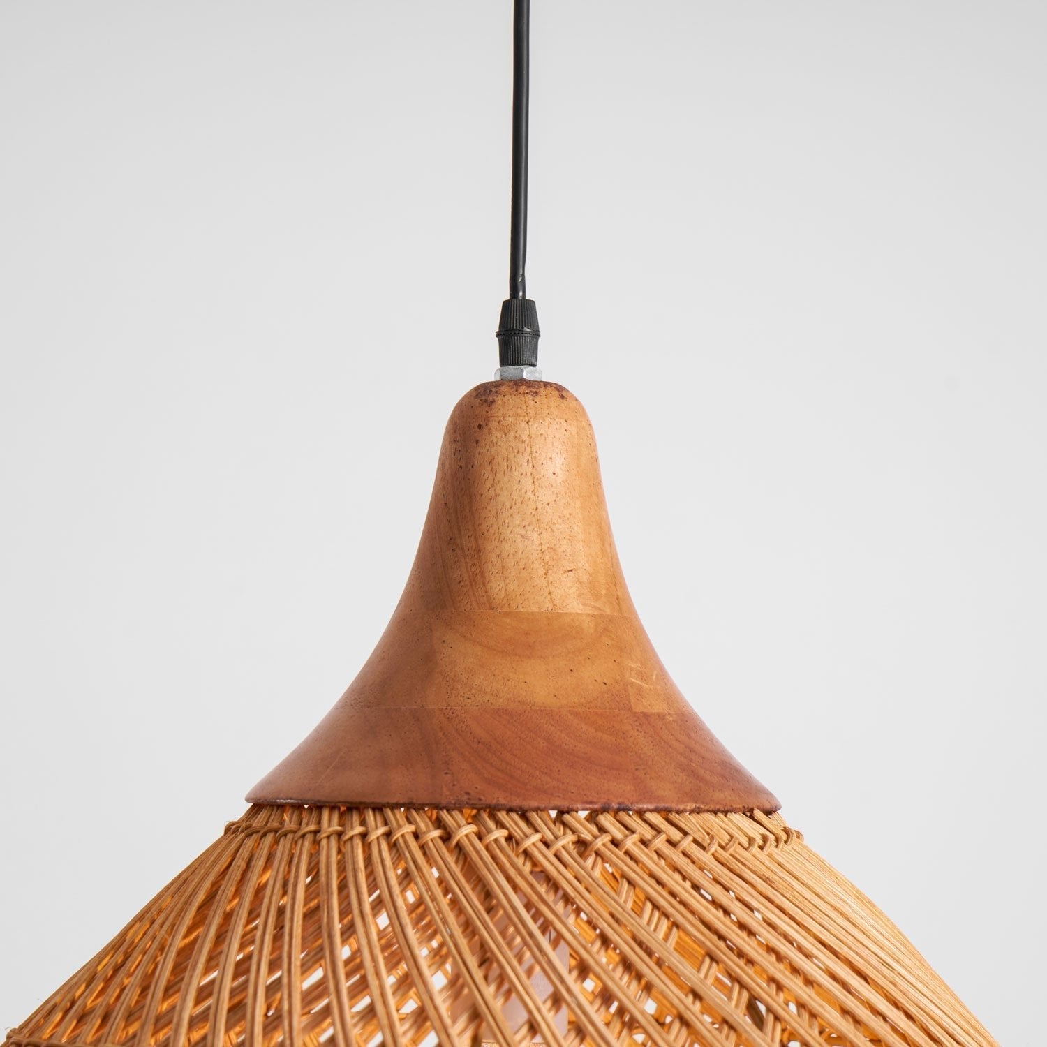 Braided Rattan Pendant Lamp - Blowlighting