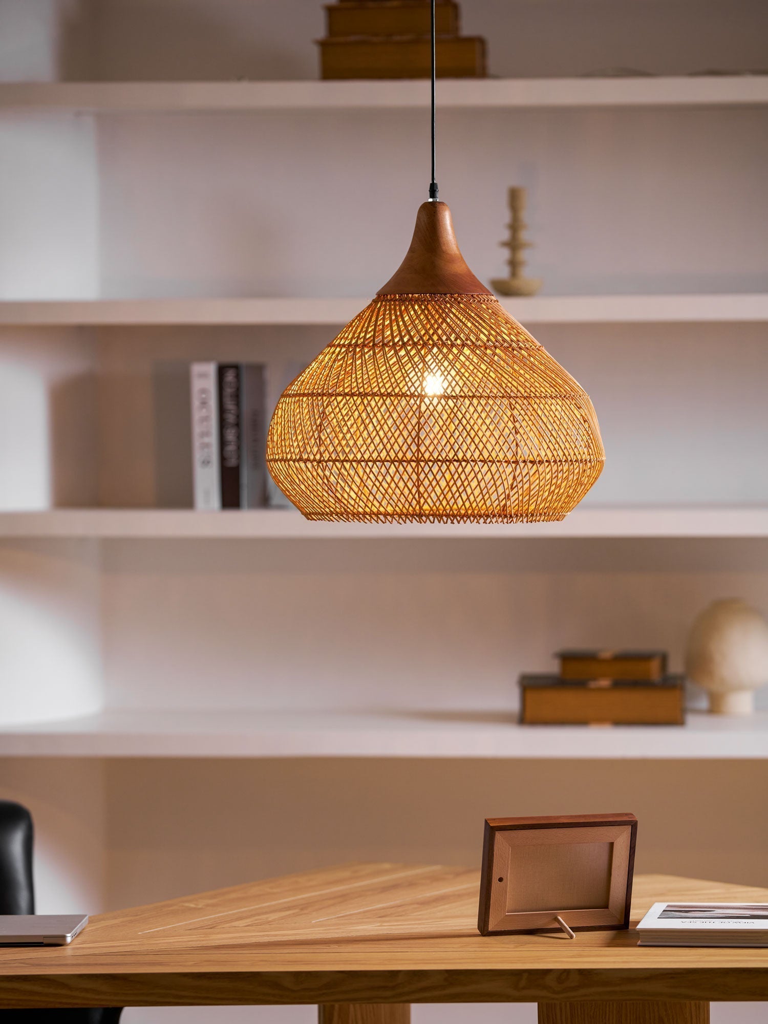 Braided Rattan Pendant Lamp - Blowlighting