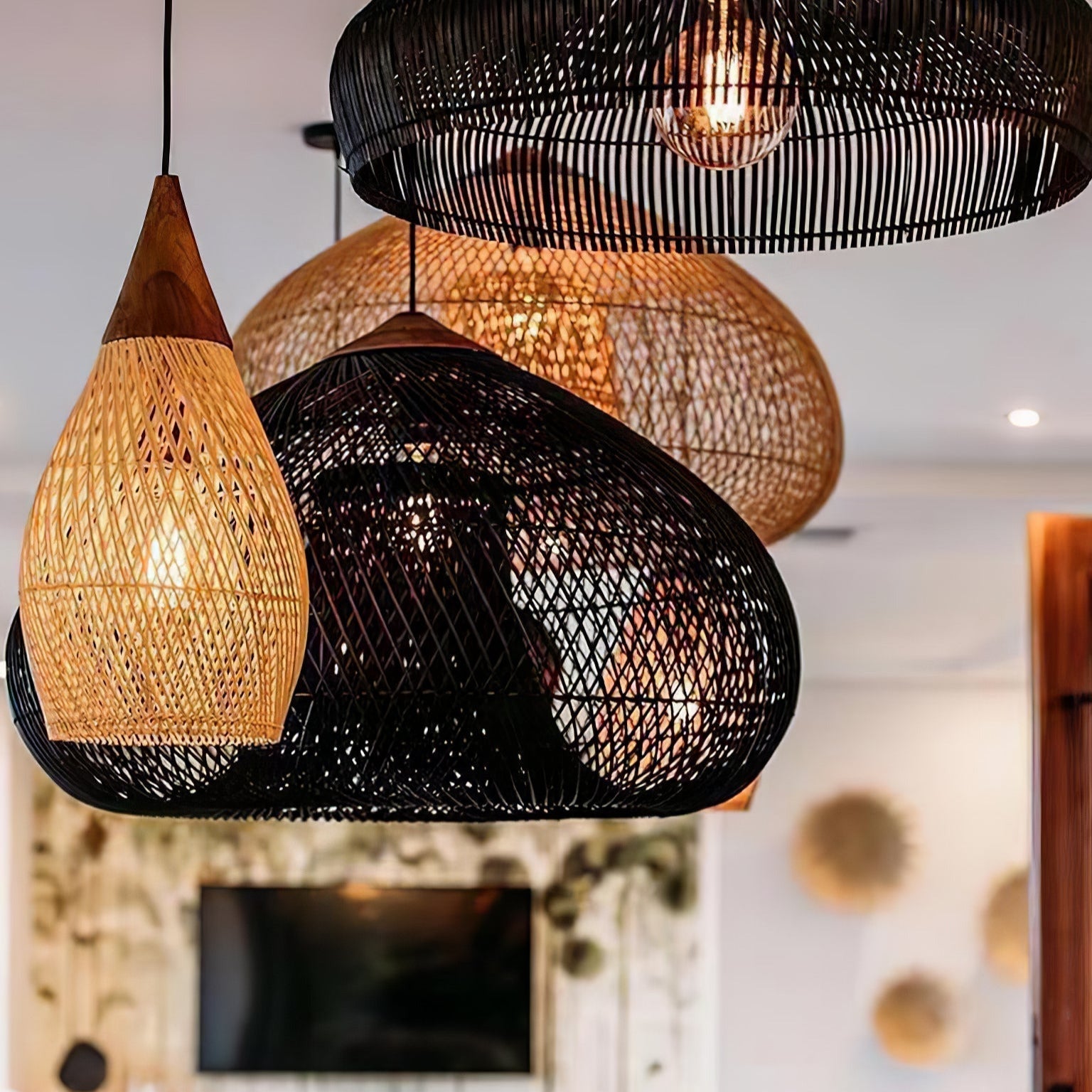 Ritta Lampada a Sospensione in Rattan Intrecciato per Soggiorno