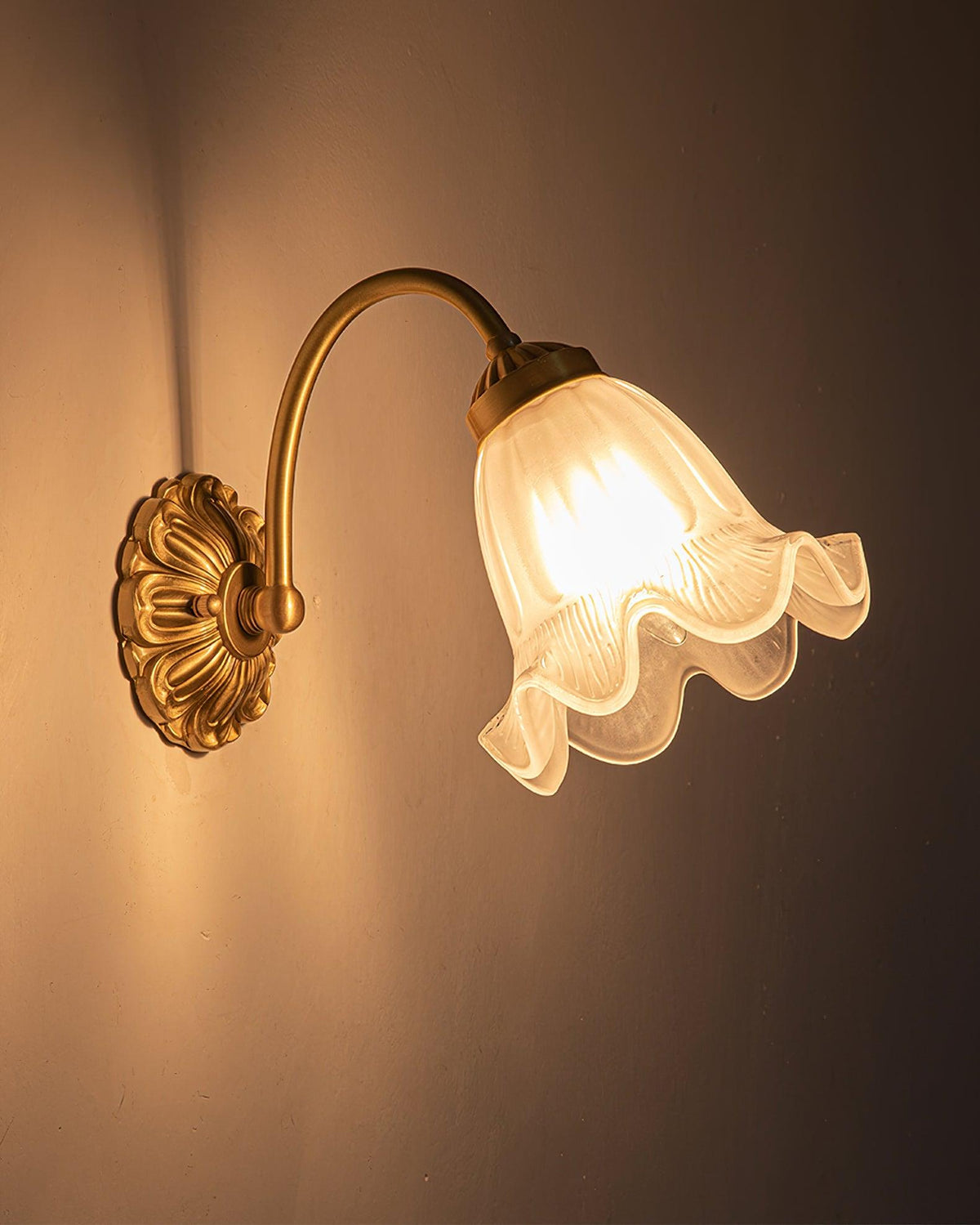 Brass Floral Glass Sconce - Blowlighting