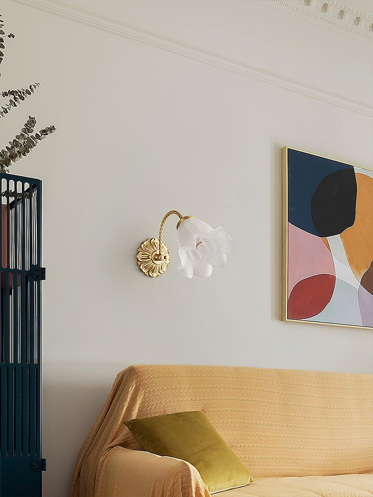 Brass Floral Glass Sconce - Blowlighting