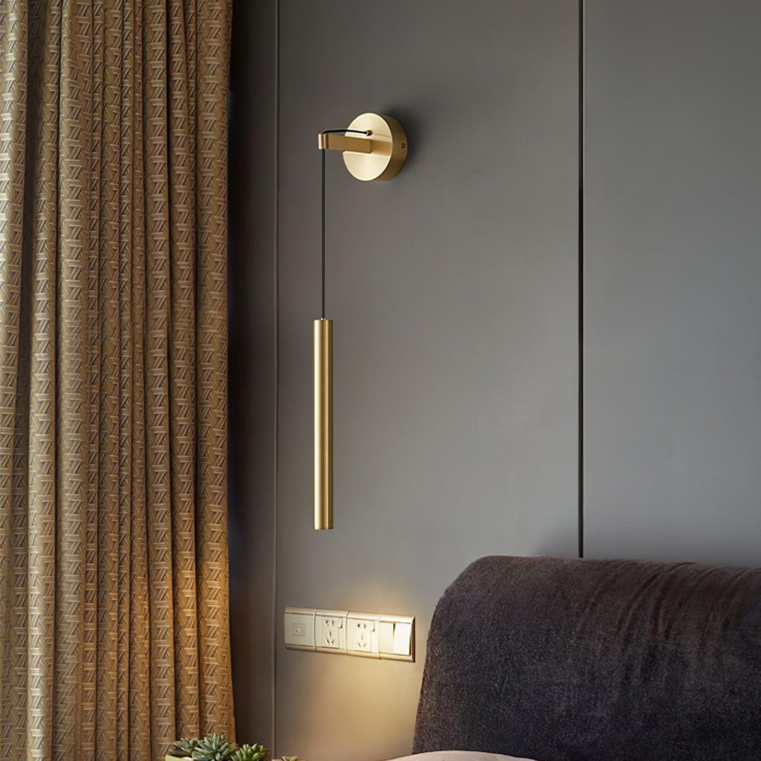 Kristy Line Applique da Interno in Ottone