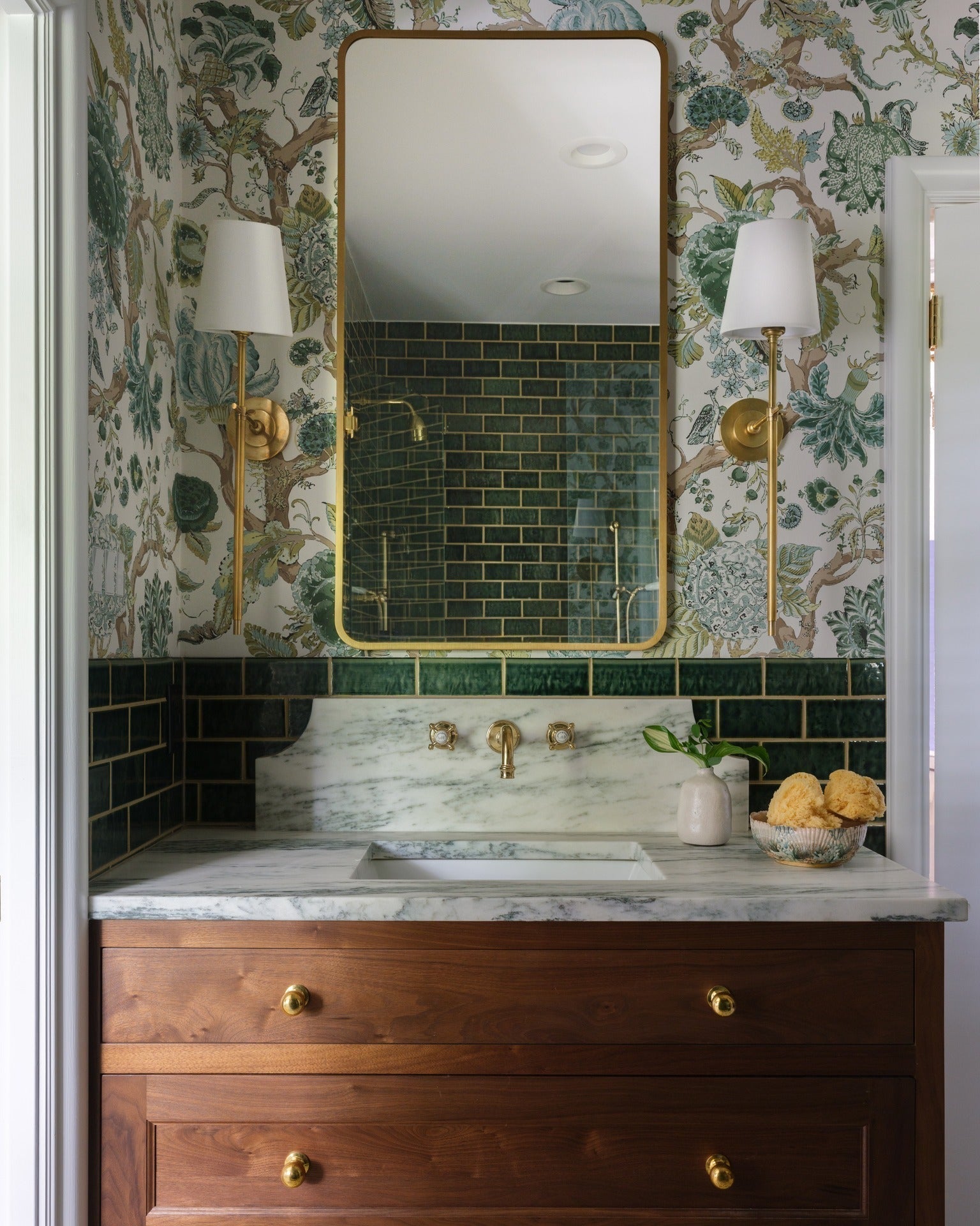 Platina Modern Minimalist Brass Fabric Wall Lamp - Lamp Copper