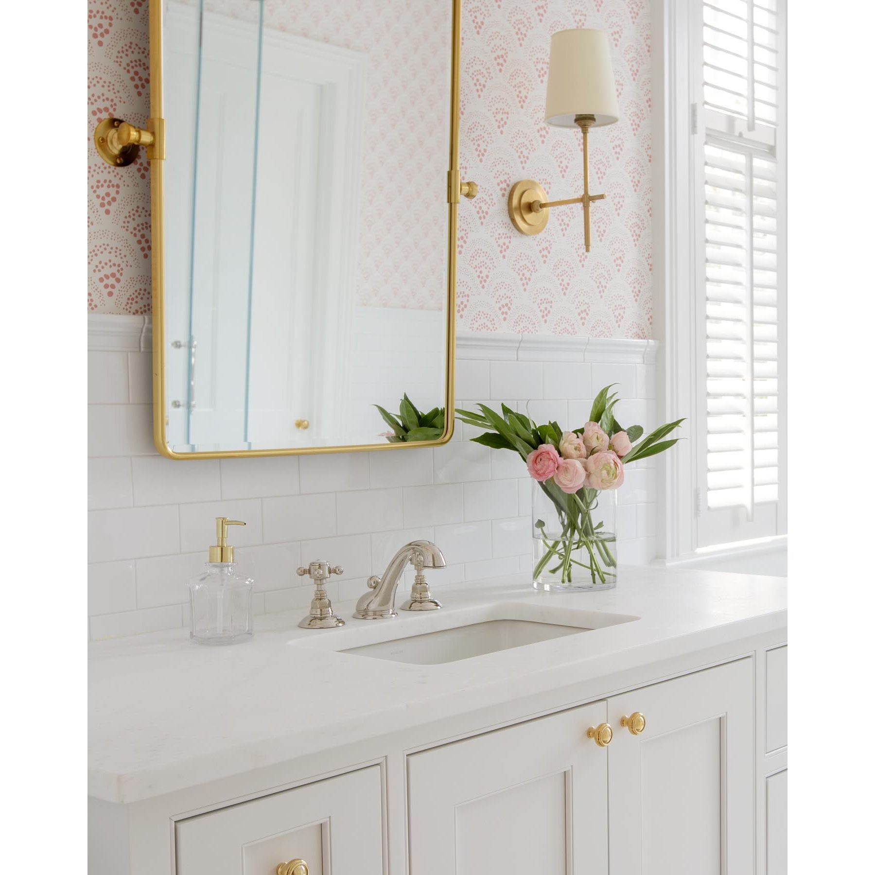 Platina Modern Minimalist Brass Fabric Wall Lamp - Lamp Copper