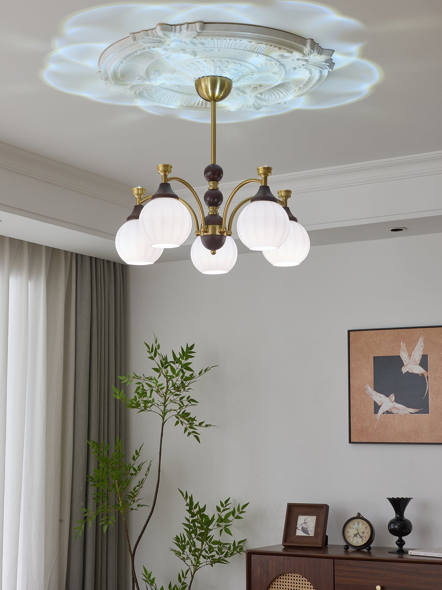 Callidora Chandelier - Blowlighting