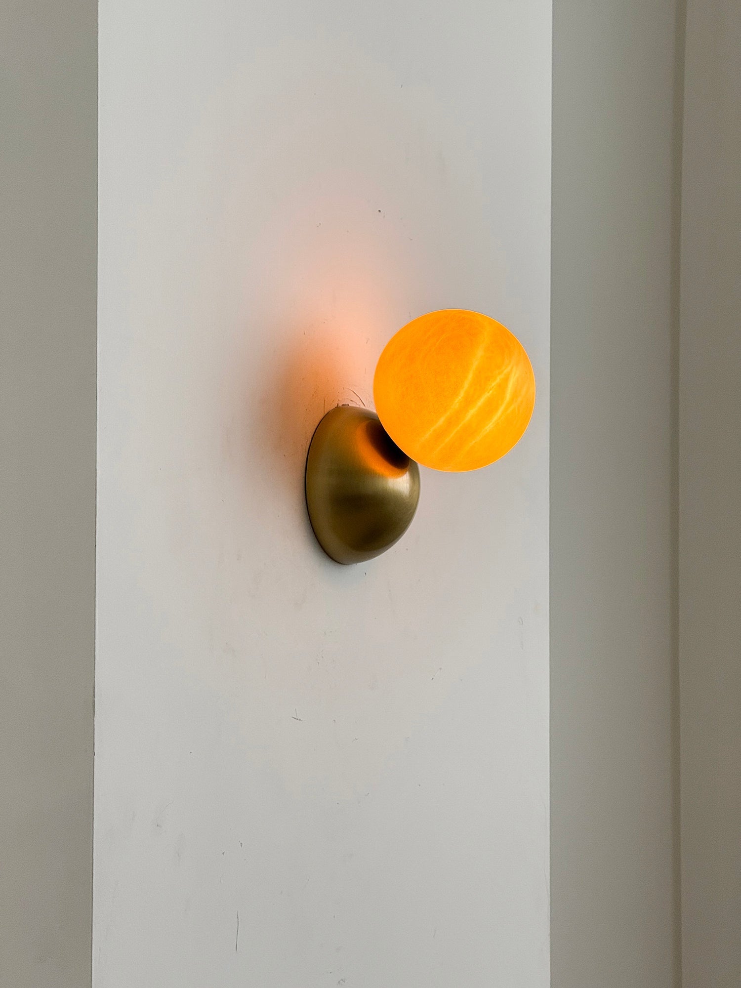 Arca Modern Minimalist Eclipse Mrable Metal Wall Lamp - Lamp Copper