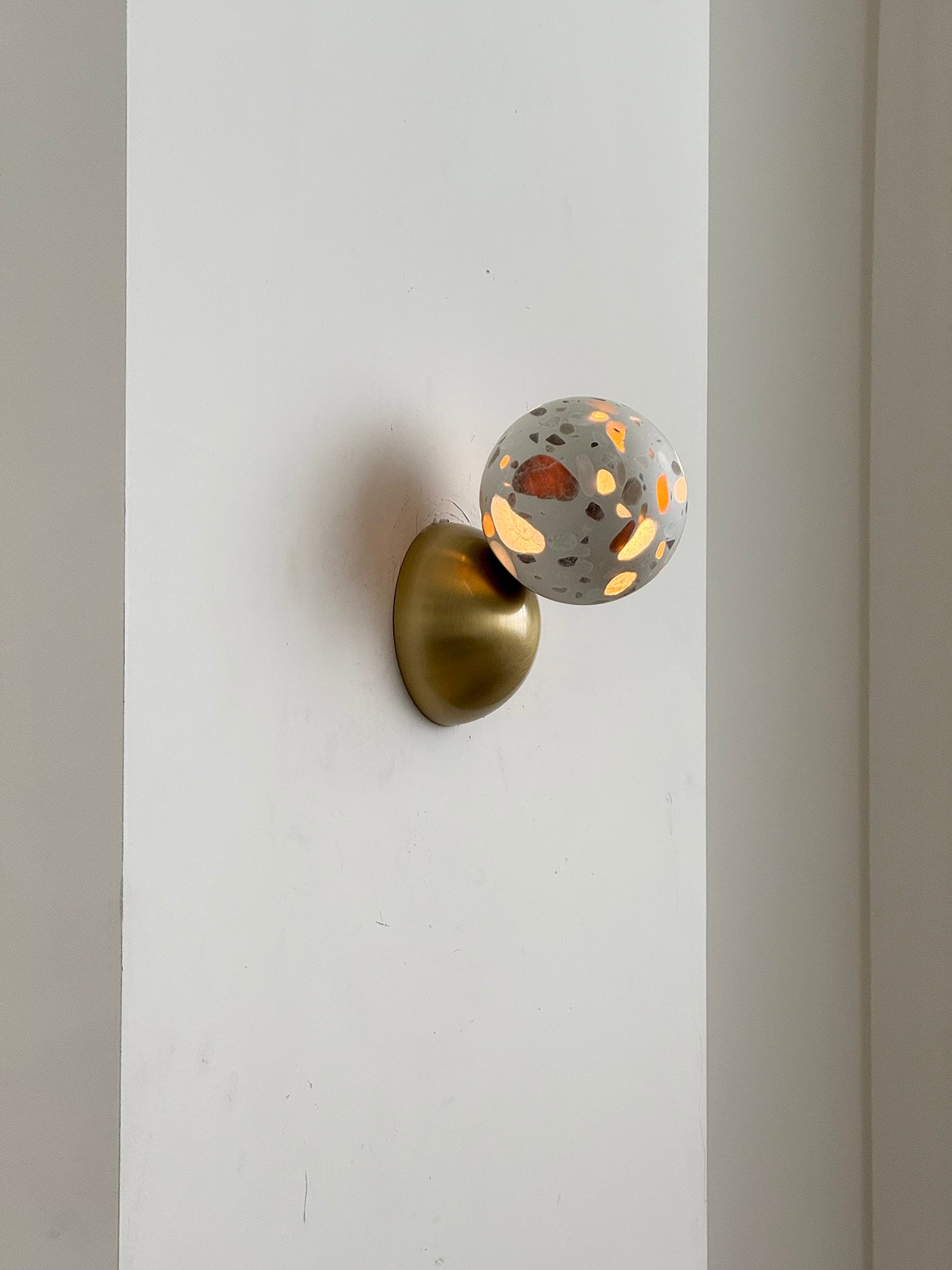 Arca Modern Minimalist Eclipse Mrable Metal Wall Lamp - Lamp Copper