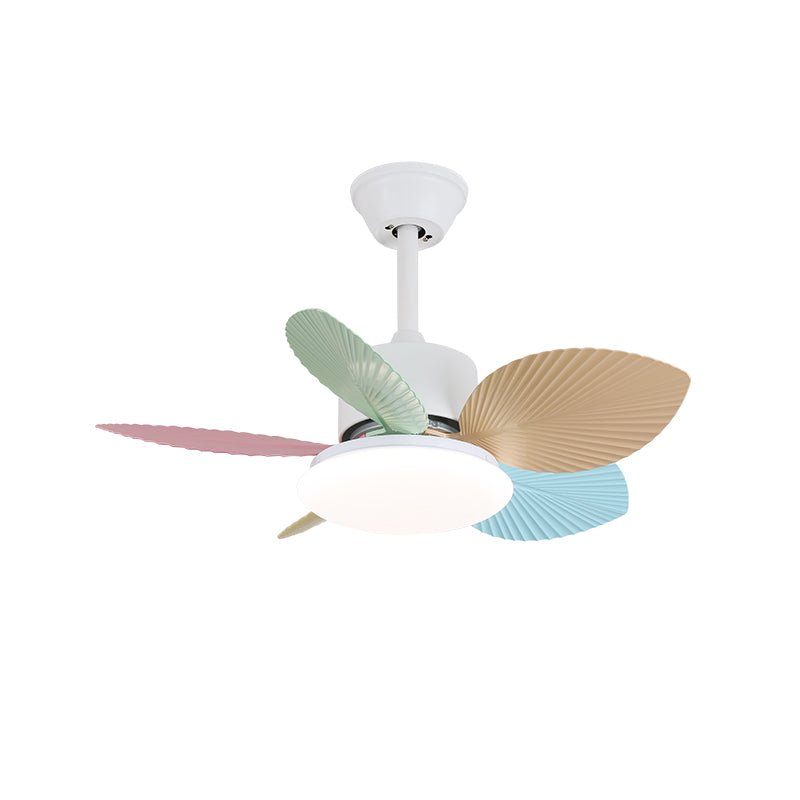 Ventilatore da soffitto Liora in vetro colorato, dettaglio del collegamento del cablaggio