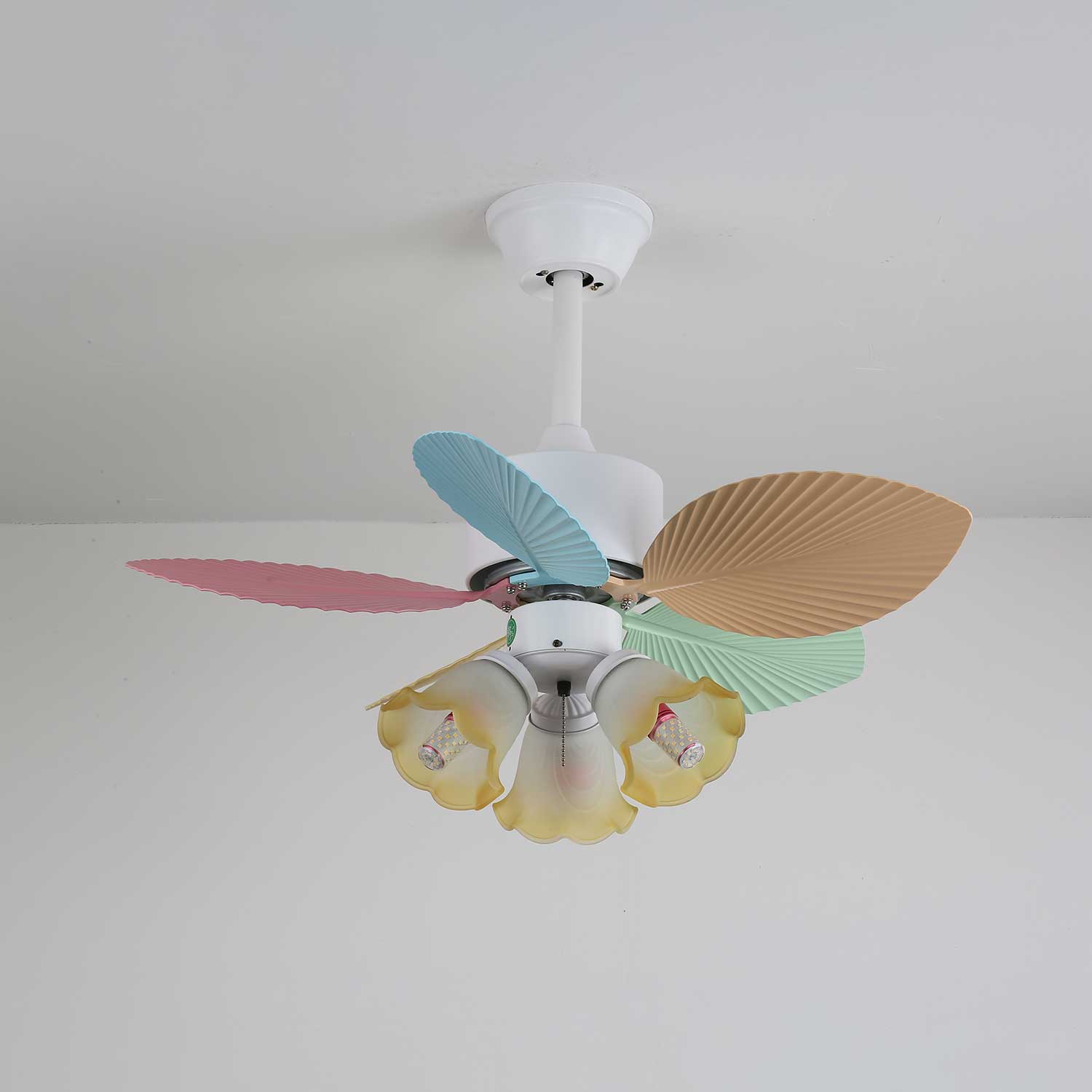 Ventilatore da soffitto Liora in vetro colorato, vista generale 15