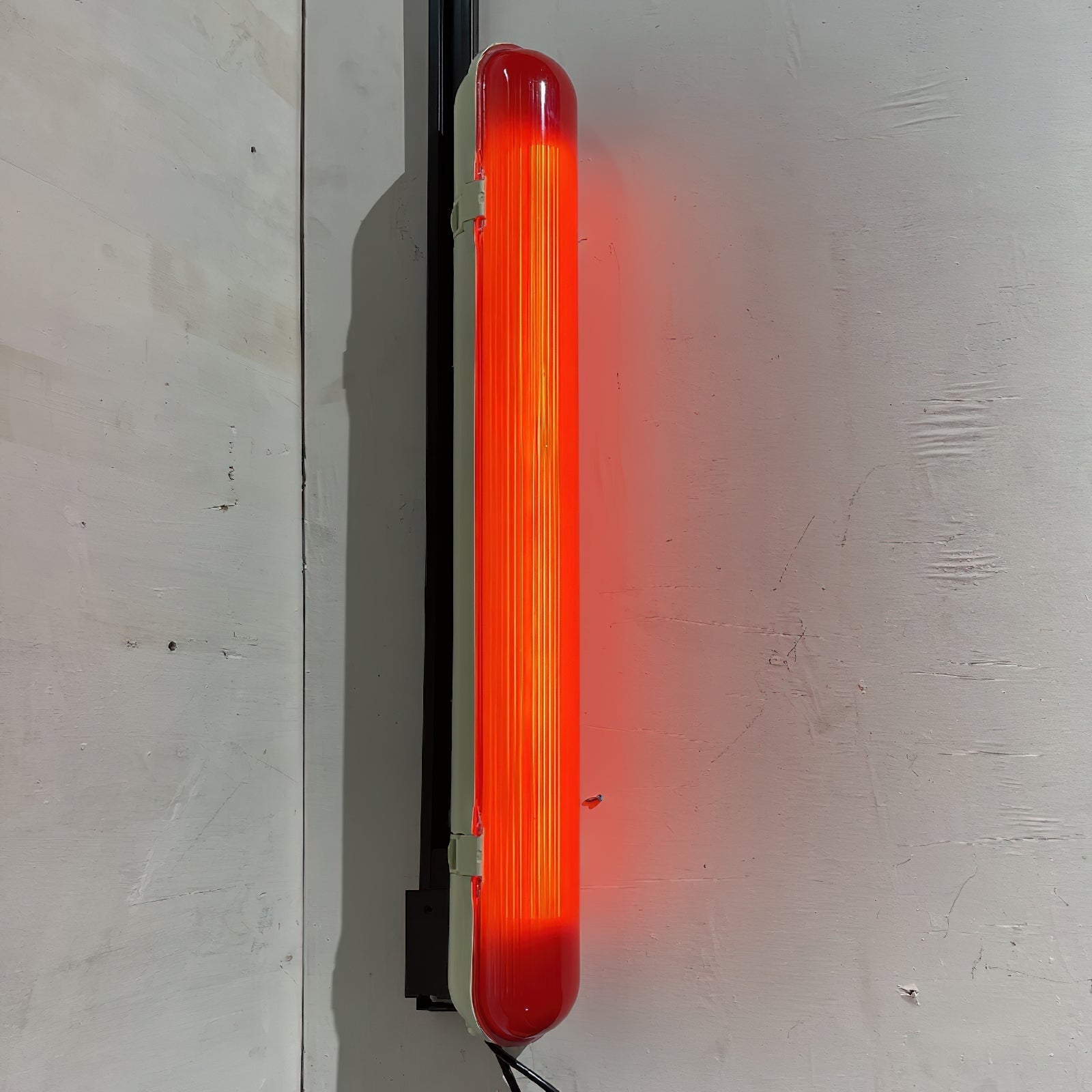 Wavel Joy Modern Minimalist Red Plastic Wall Lamp - Lamp Copper