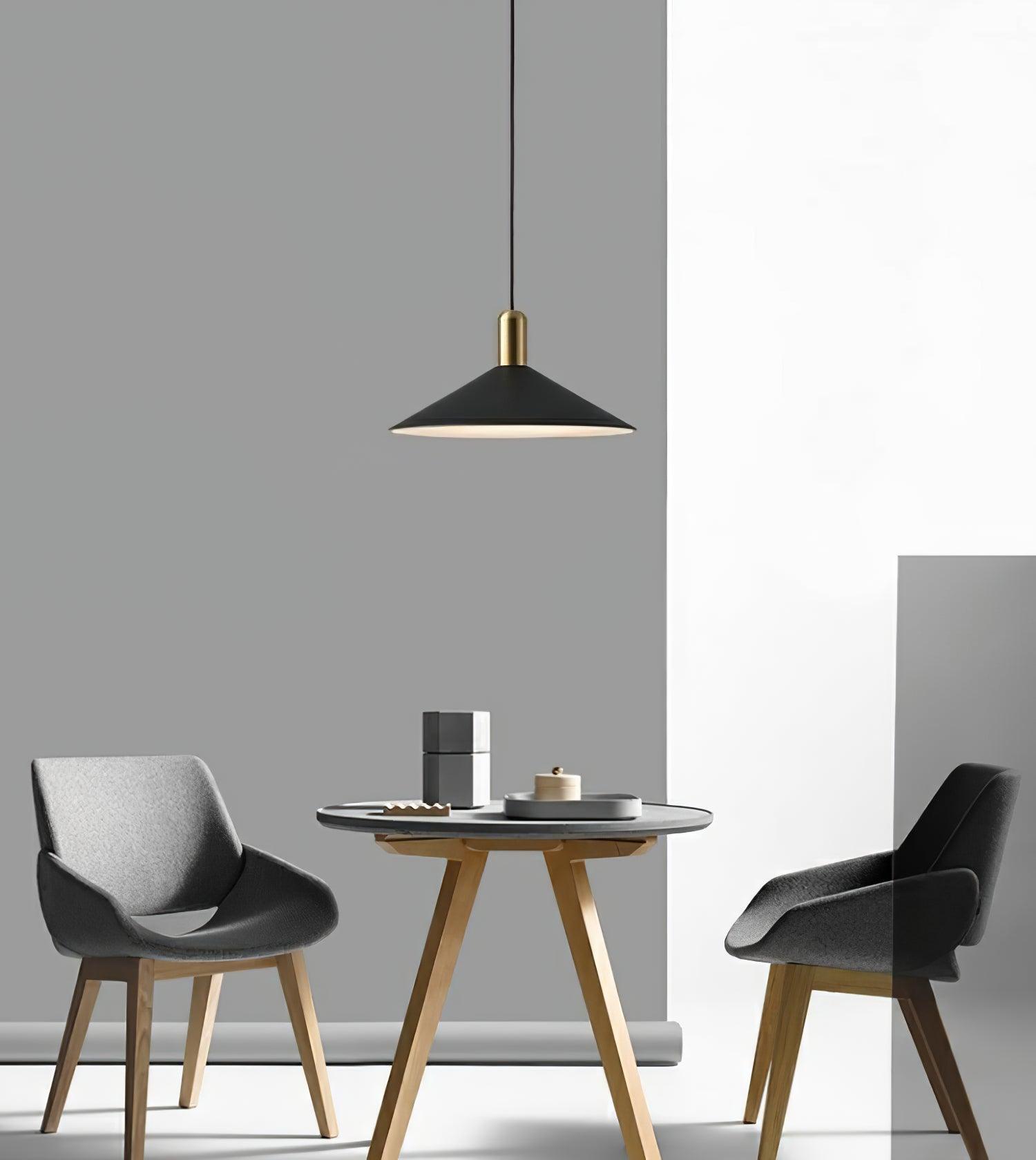 Carins Pendant Lamp - Blowlighting